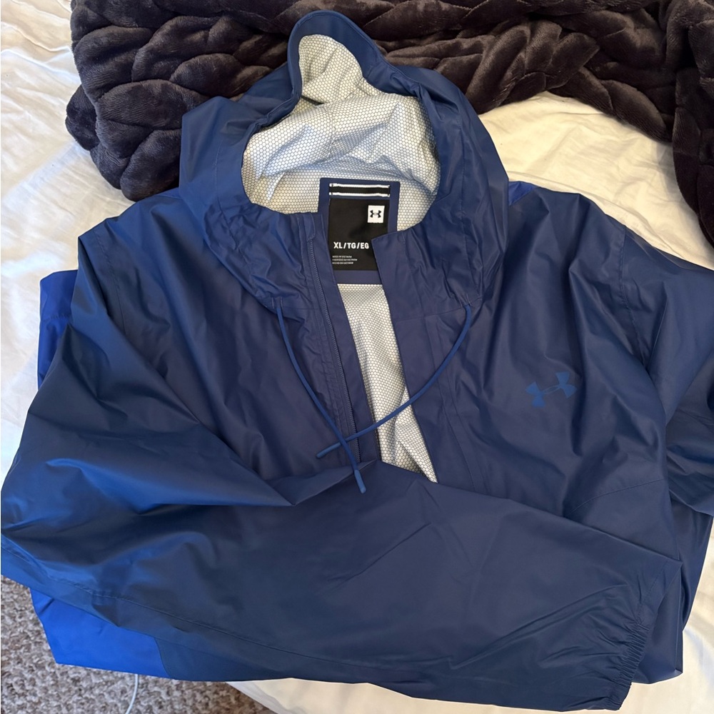 Under Armour Men's Deep Blue cloud strike jacket